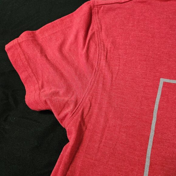 Top Of The World Womens T-Shirt Size Large Polyester Blend Ohio Made On Front - Picture 9 of 13